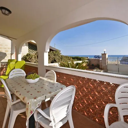 Casa Apara- Happy